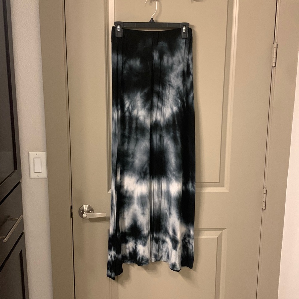 Brandy Melville maxi skirt
